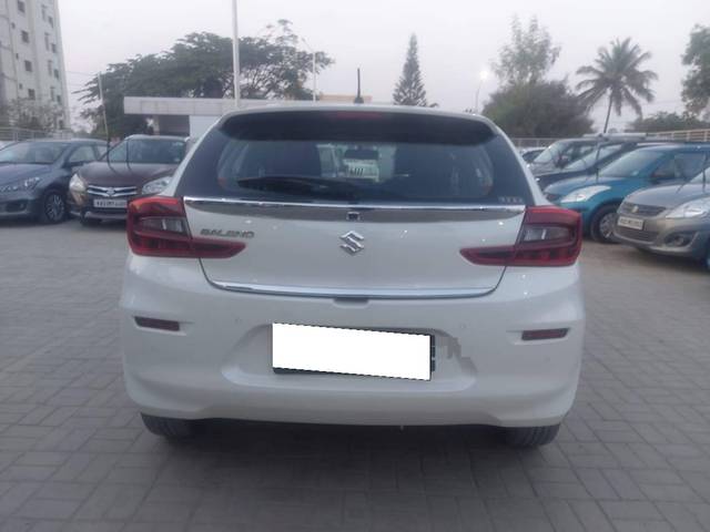 https://images10.gaadi.com/usedcar_image/4420379/original/processed_1e073ad7ebc032b909ce2a4476d8f4c4.jpg?imwidth=6402