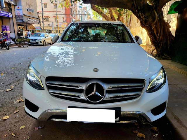 https://images10.gaadi.com/usedcar_image/4420398/original/processed_4fdfdf5de331539756caba098318ac57.jpg?imwidth=6402