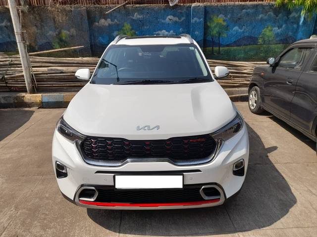 https://images10.gaadi.com/usedcar_image/4420415/original/13486e3d44428662f574a2b87794fb84.jpg?imwidth=6400