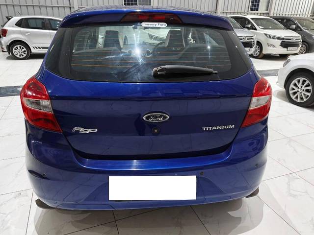 https://images10.gaadi.com/usedcar_image/4420441/original/processed_be6e5702dd643f88040ee5f2304c050c.jpg?imwidth=6401