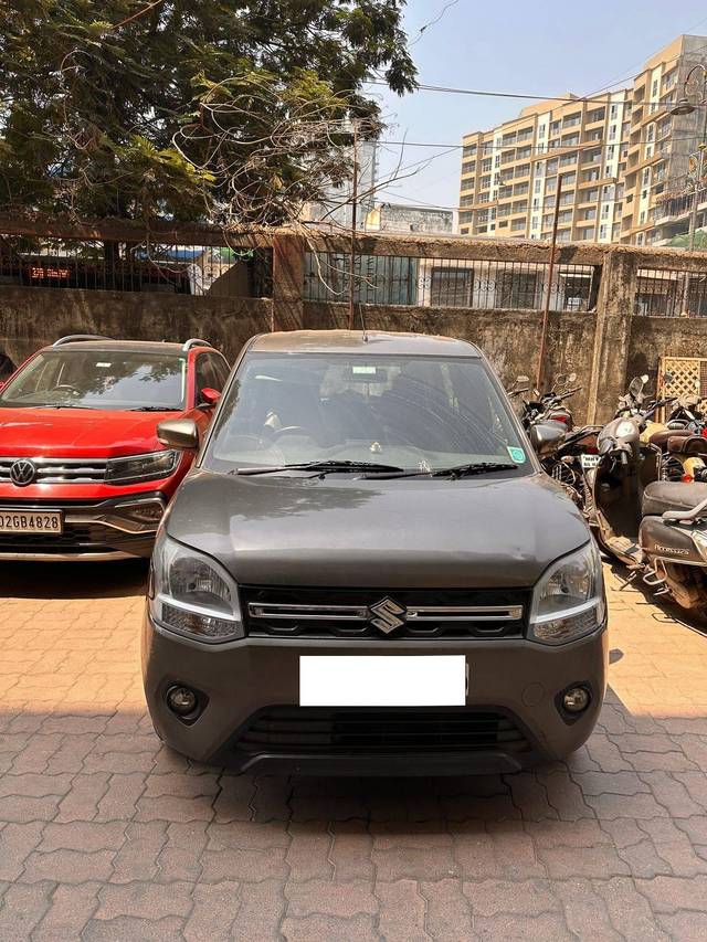 https://images10.gaadi.com/usedcar_image/4420502/original/processed_145c2ed5b5e0f0c5d499ccb1706b3f50.jpg?imwidth=6402