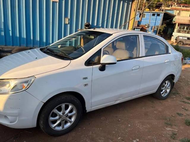 https://images10.gaadi.com/usedcar_image/4420518/original/processed_a5fa13d9-04d1-412f-97f4-d43260367935.jpeg?imwidth=6400