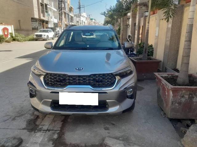 https://images10.gaadi.com/usedcar_image/4420592/original/processed_4246d045-6fcb-4673-a212-b06aa09351e4.jpg?imwidth=6400