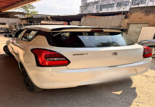 https://images10.gaadi.com/usedcar_image/4420867/original/cb74d639166db701f15798c1c8562057.jpeg?imwidth=6401