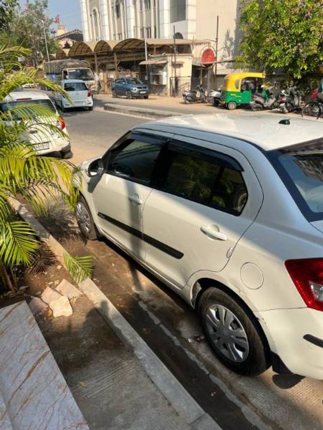 https://images10.gaadi.com/usedcar_image/4420911/original/3b148c72b196a0ab0534b41ab816bf27.jpg?imwidth=6400