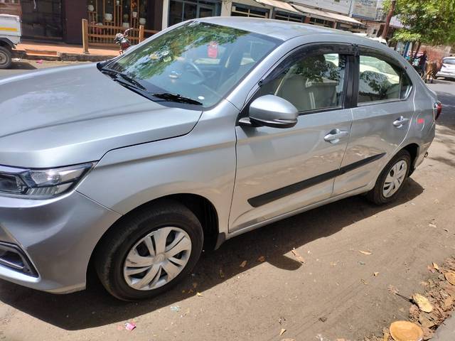 https://images10.gaadi.com/usedcar_image/4420971/original/5bb7e25af5d15b9d0668487f206c7b2e.jpeg?imwidth=6400