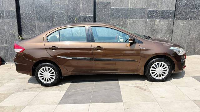 https://images10.gaadi.com/usedcar_image/4421020/original/processed_d26475abf2c91e71747533a05504f621.jpg?imwidth=6401