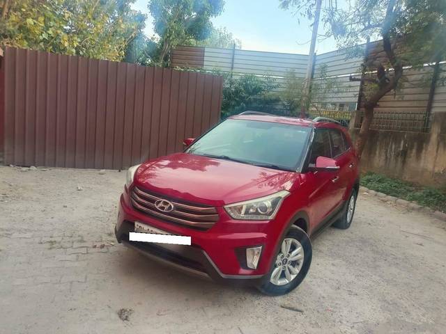 https://images10.gaadi.com/usedcar_image/4421057/original/processed_81aee02bdc63a102bb22d642a9cef0c2.jpg?imwidth=6401