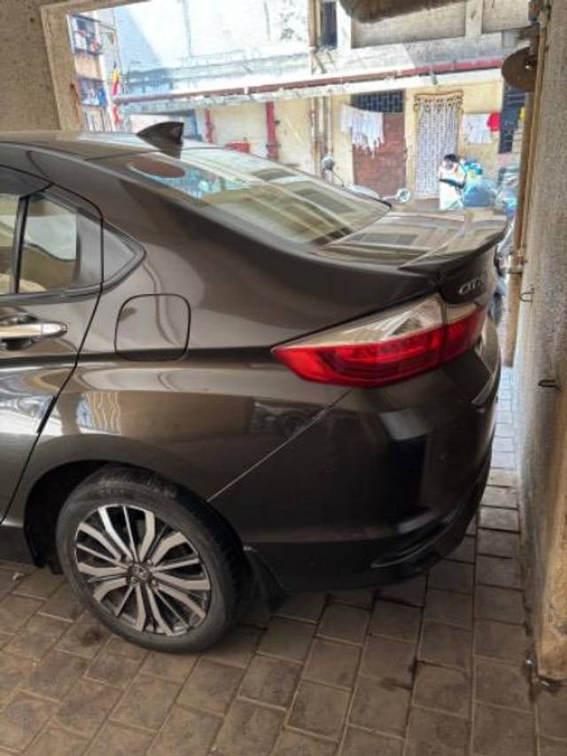 https://images10.gaadi.com/usedcar_image/4421101/original/1246f2908fc252902a584c3151f680b3.jpeg?imwidth=6402