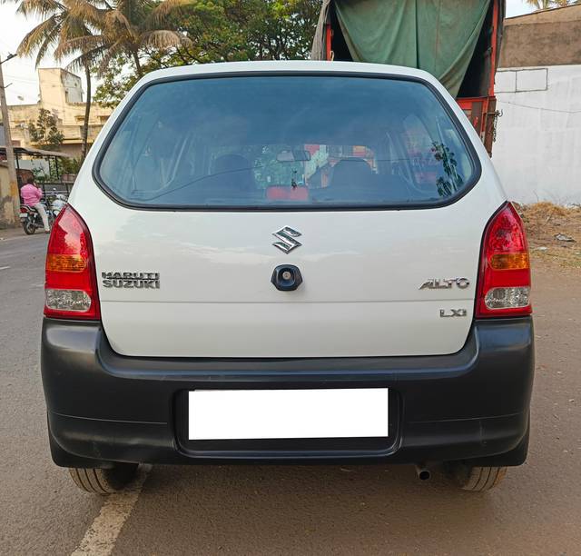 https://images10.gaadi.com/usedcar_image/4421223/original/processed_6c93cfedc757dd1e681074f0128b1d0a.jpg?imwidth=6402