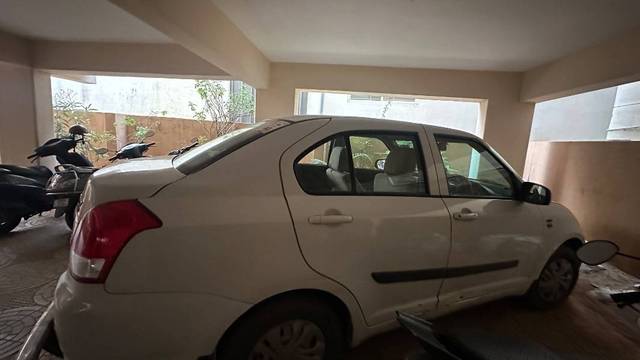 https://images10.gaadi.com/usedcar_image/4421270/original/ca4c7d224bdeeb26ab8e7548553ca260.jpeg?imwidth=6401