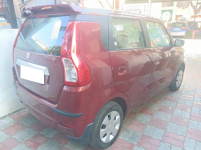 https://images10.gaadi.com/usedcar_image/4421291/original/processed_e935cba92b366baaf7dda767f41f8059.jpg?imwidth=6400