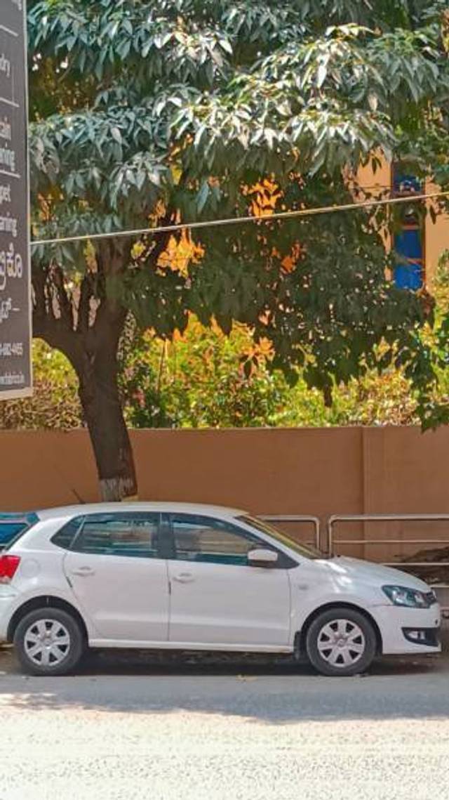 https://images10.gaadi.com/usedcar_image/4421307/original/c3ba07dd8a6337e667af21e325f86b6f.jpg?imwidth=6400