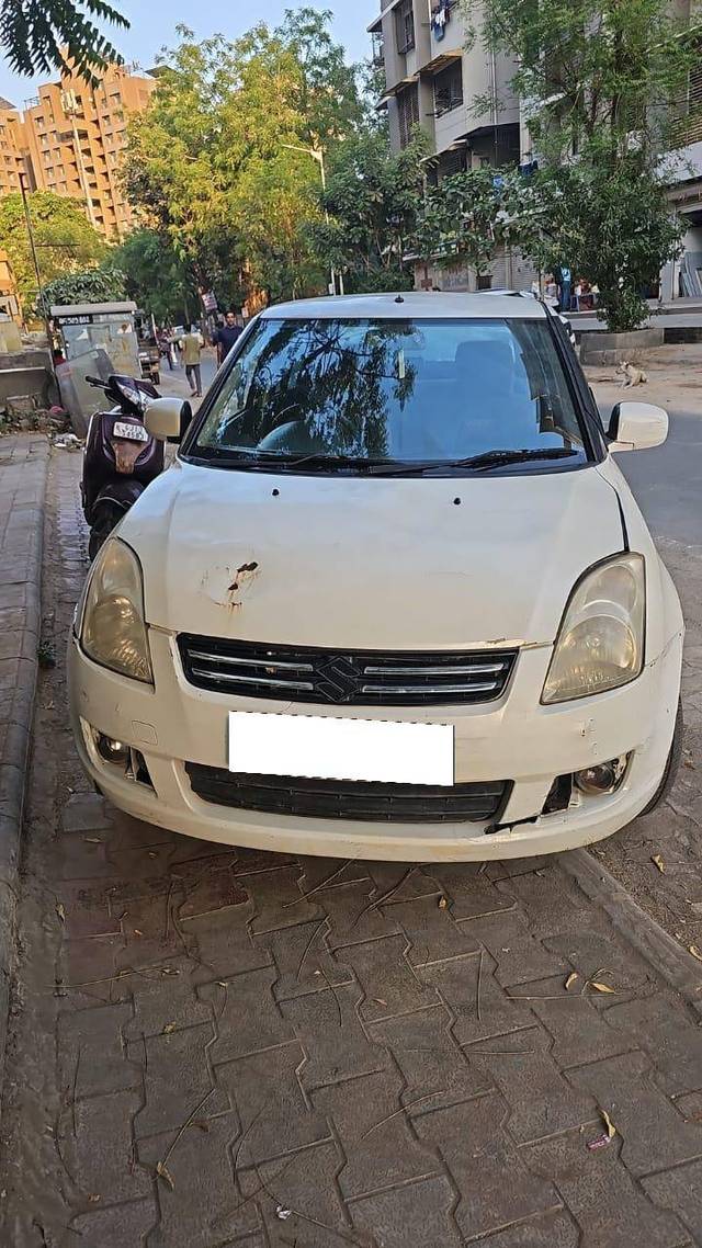 https://images10.gaadi.com/usedcar_image/4421312/original/6171921d0ffc7134f0c1bb36ca8013a5.jpg?imwidth=6400
