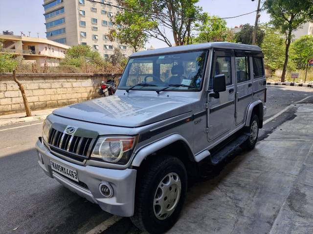 https://images10.gaadi.com/usedcar_image/4421437/original/d46bb5438f1cc40f7df81478a0c1b3dd.jpg?imwidth=6401