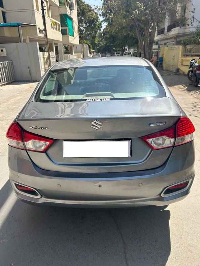 https://images10.gaadi.com/usedcar_image/4421461/original/processed_830bbc070d1ed0280b232576cf400b02.jpeg?imwidth=6401