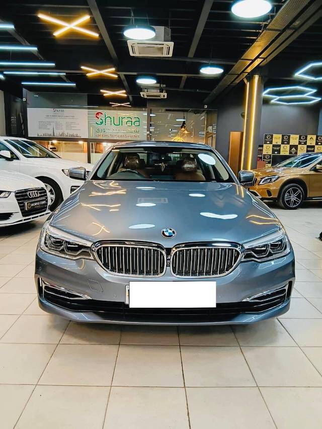 https://images10.gaadi.com/usedcar_image/4421540/original/processed_fb38c7c6a37d84b4a5064b709a649c69.jpg?imwidth=6400