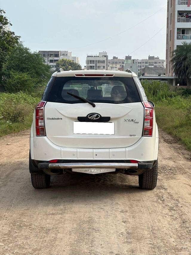 https://images10.gaadi.com/usedcar_image/4421642/original/processed_8dbf0adf895a8a93e6b223b6aa421428.jpg?imwidth=6401