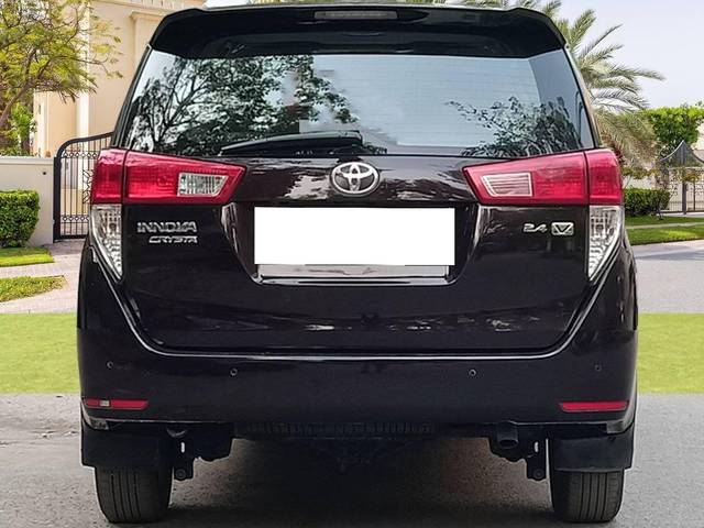 https://images10.gaadi.com/usedcar_image/4421749/original/processed_ee5f98dd3309c4a99f479b141fd6d60f.jpg?imwidth=6402