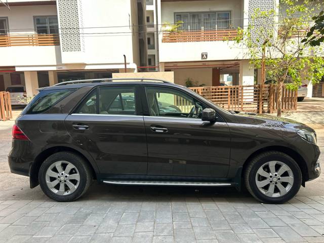 https://images10.gaadi.com/usedcar_image/4421756/original/processed_a7c695b4d8ad6c2cab4243bd25ba5818.jpeg?imwidth=6401