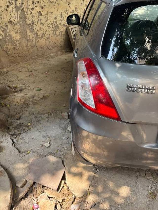 https://images10.gaadi.com/usedcar_image/4421818/original/89ba976d896e21f58acb402574f10dee.jpeg?imwidth=6401