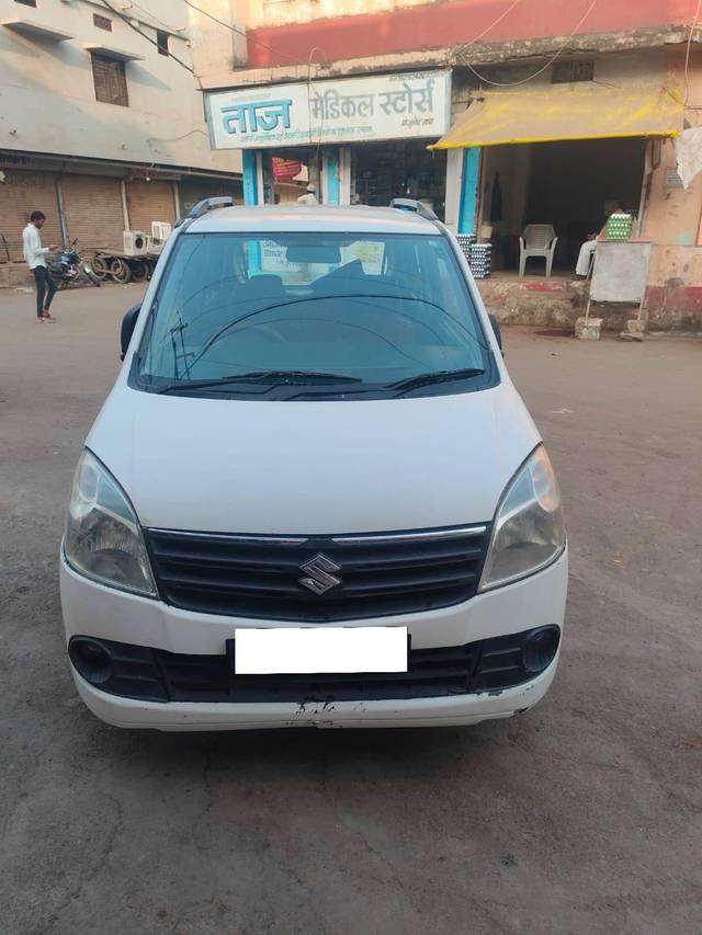 https://images10.gaadi.com/usedcar_image/4421900/original/processed_3a7a665e-6da4-4641-9a16-17e90cf4b084.jpg?imwidth=6400