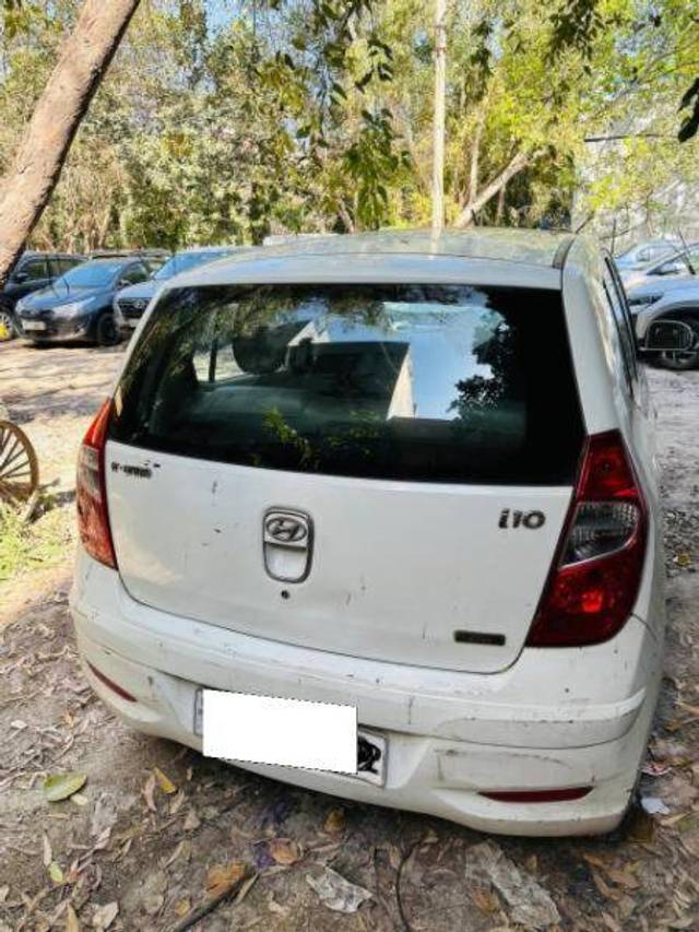 https://images10.gaadi.com/usedcar_image/4421979/original/578041d00d6cb7dd61f1e9385c4b64b8.jpg?imwidth=6401