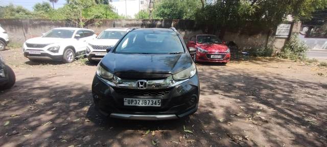 https://images10.gaadi.com/usedcar_image/4422080/original/977781f8830117f59ceae1524b8f970e.jpg?imwidth=6400