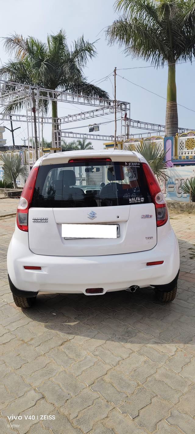 https://images10.gaadi.com/usedcar_image/4422132/original/processed_6872721efeedc351b663509a936b3cc5.jpg?imwidth=6401