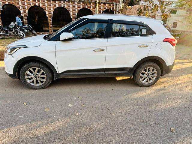 https://images10.gaadi.com/usedcar_image/4422163/original/processed_7249605afa4d53a33f05a72371fd3110.jpg?imwidth=6400