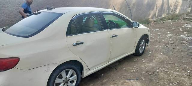 https://images10.gaadi.com/usedcar_image/4422232/original/9d3914c8296ac2afd35bd1c6abbdab82.jpg?imwidth=6402