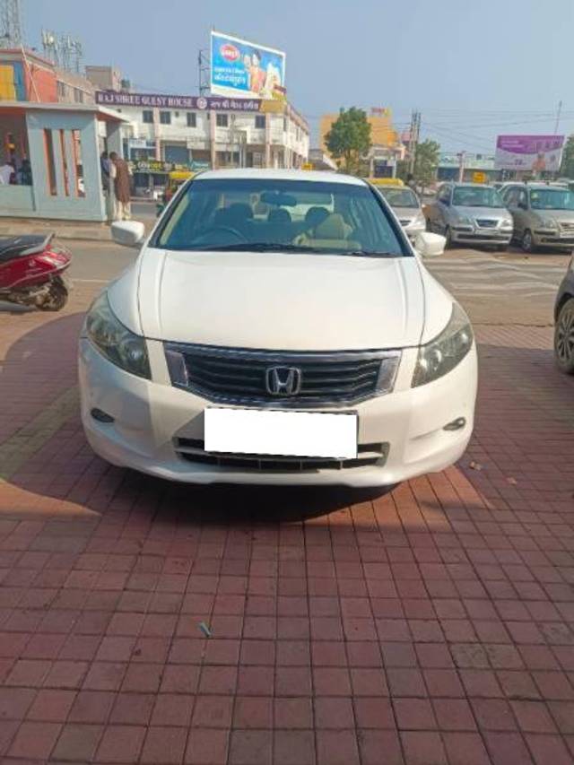 https://images10.gaadi.com/usedcar_image/4422280/original/processed_50038210-f170-4ac6-be95-b94ac1d32c98.jpg?imwidth=6400