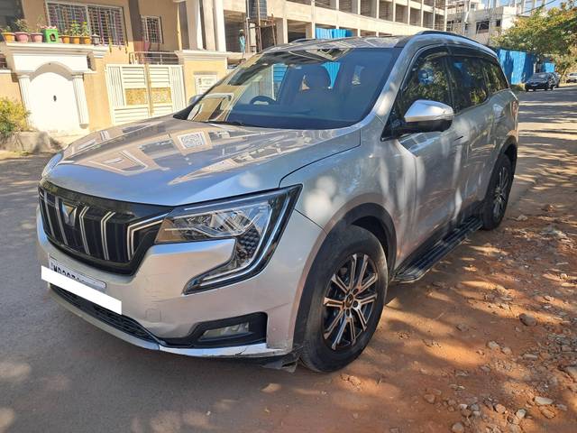 https://images10.gaadi.com/usedcar_image/4422426/original/processed_7af14f81909f2aad34561b6acf84d8a3.jpg?imwidth=6400