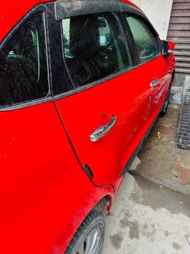 https://images10.gaadi.com/usedcar_image/4422626/original/3e5da8a8aa951eeaee693a8947b95b2b.jpg?imwidth=6401