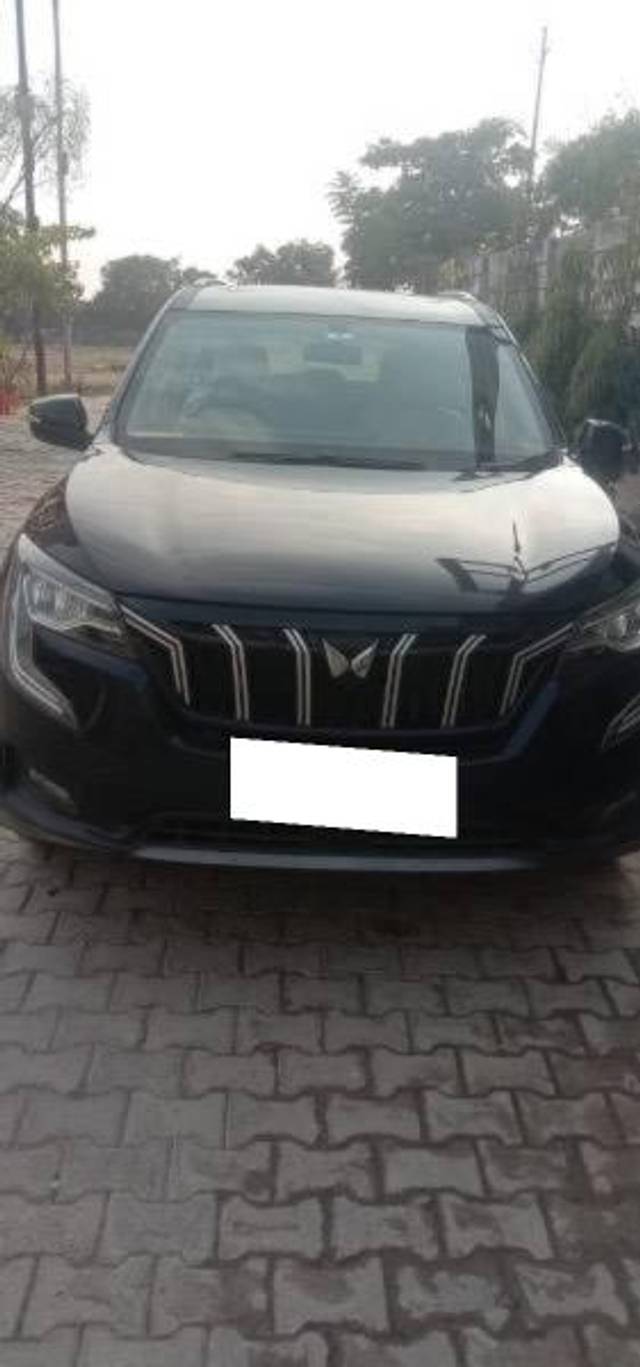 https://images10.gaadi.com/usedcar_image/4422645/original/processed_79221d34-cbdc-4100-8393-16be913a0573.jpeg?imwidth=6400