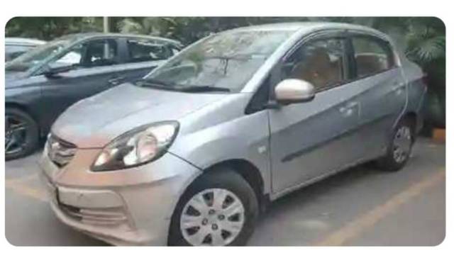 https://images10.gaadi.com/usedcar_image/4422696/original/e9999dc3743c5d48eeeac2b36d44bf02.jpeg?imwidth=6400
