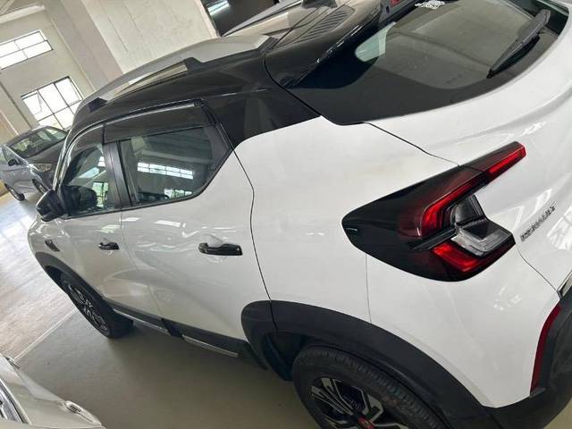 https://images10.gaadi.com/usedcar_image/4422769/original/ef11a3f573a359c3c6ddcb1339370ee9.jpeg?imwidth=6402