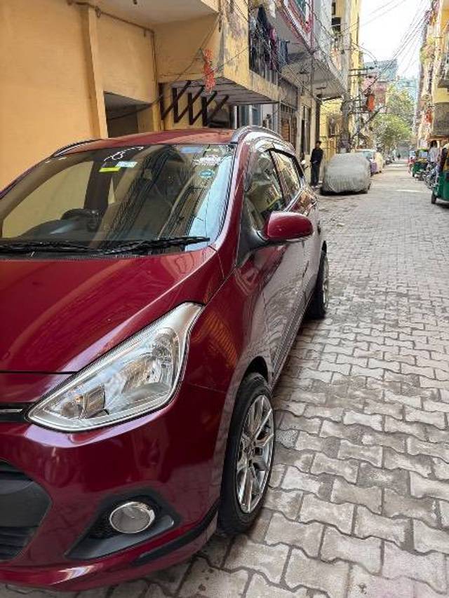 https://images10.gaadi.com/usedcar_image/4422923/original/31eae7d433521f54f8822bedd8138a22.jpeg?imwidth=6401