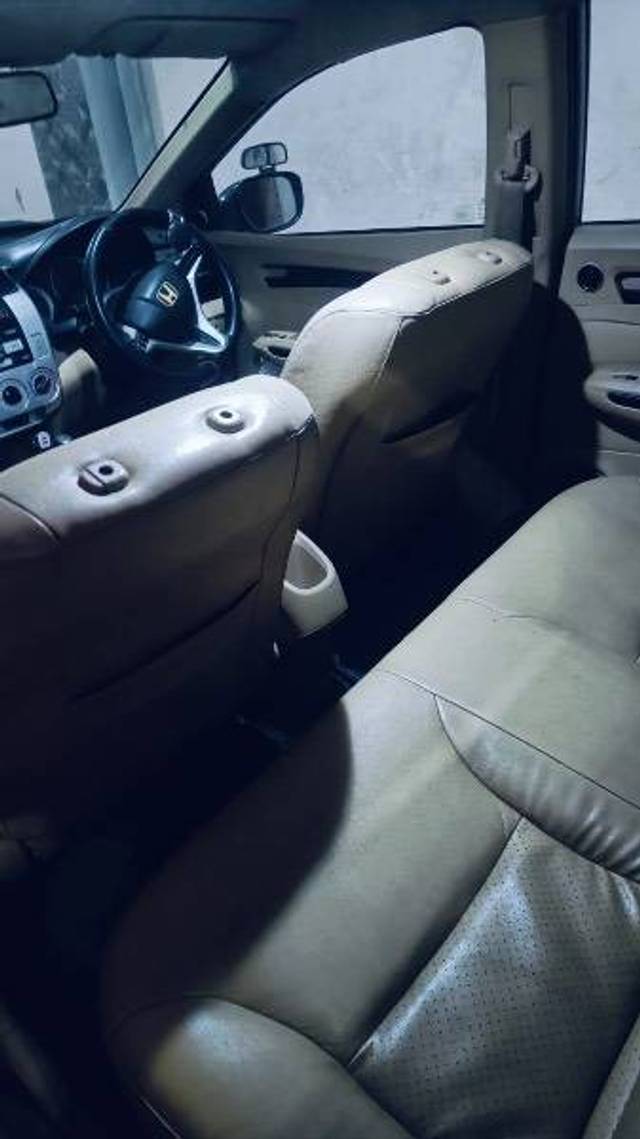 https://images10.gaadi.com/usedcar_image/4423112/original/97190760cd4b8cd36d1554d5ec08df9a.jpeg?imwidth=6400