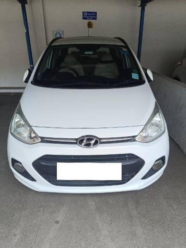 https://images10.gaadi.com/usedcar_image/4423329/original/d9f537067cda02cbdc8fc9ba22e3a456.jpg?imwidth=6401