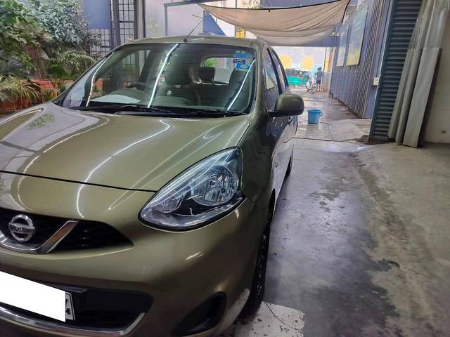 https://images10.gaadi.com/usedcar_image/4423436/original/processed_b905e8a90baf71e9c718e298976db15d.jpg?imwidth=6402