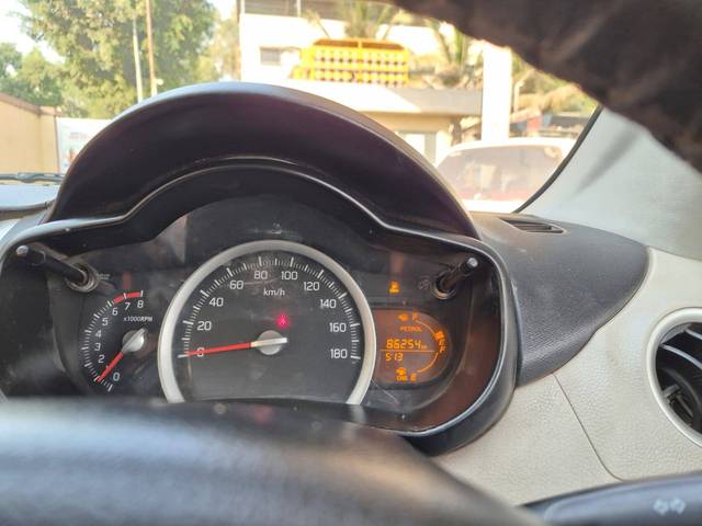 https://images10.gaadi.com/usedcar_image/4423546/original/f9539437f03e70a7728643a2dac05178.jpg?imwidth=6402