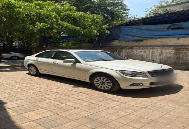 https://images10.gaadi.com/usedcar_image/4423547/original/a53ca82ea722ac9cb60d4e5534da76a7.jpg?imwidth=6401