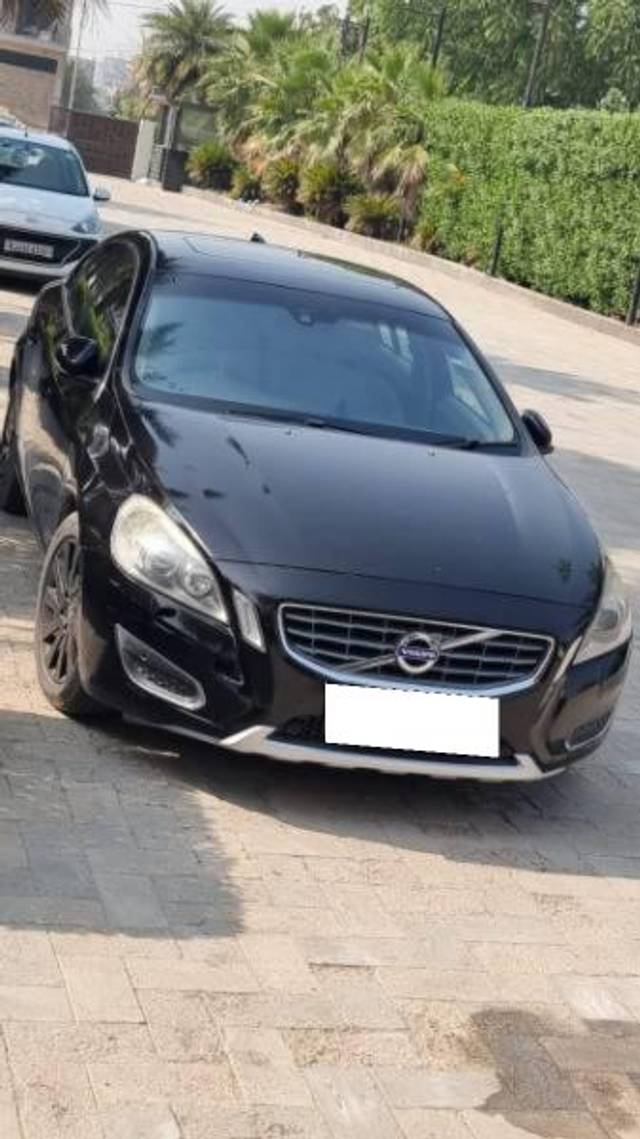 https://images10.gaadi.com/usedcar_image/4423786/original/processed_5e6202a0-827e-4c30-9aee-98553001eb26.jpg?imwidth=6400