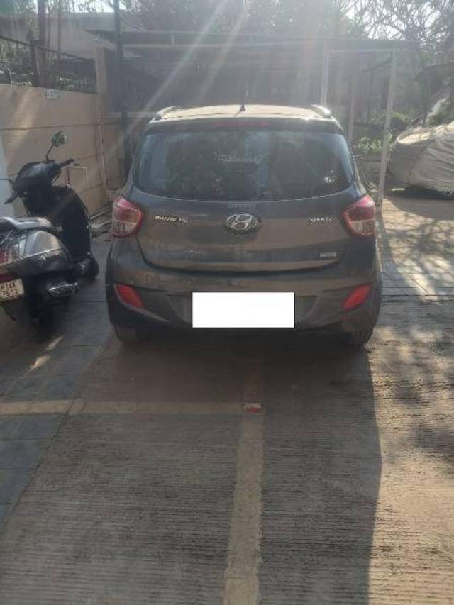 https://images10.gaadi.com/usedcar_image/4424088/original/ec29284e8b96829c59e2eec357749f27.jpg?imwidth=6402