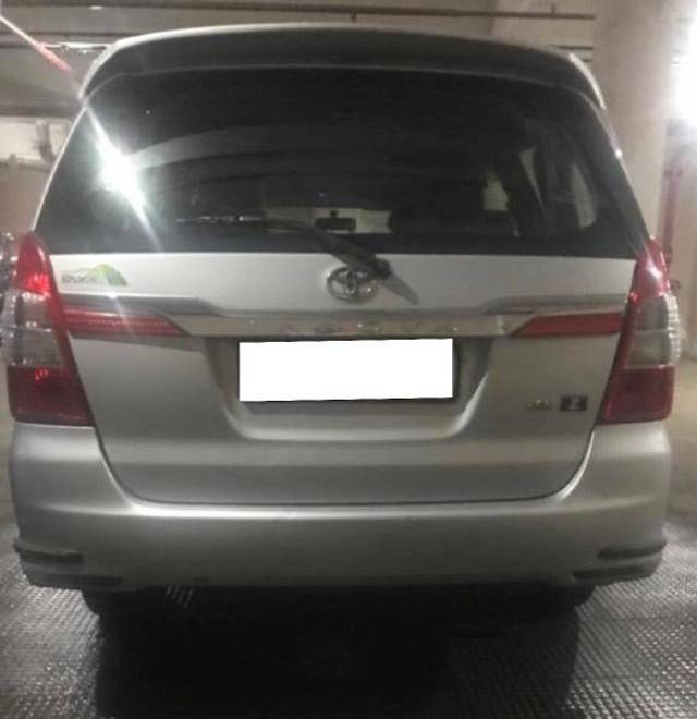 https://images10.gaadi.com/usedcar_image/4424114/original/64b360dfa11700d008b8f930a45911cc.jpeg?imwidth=6401