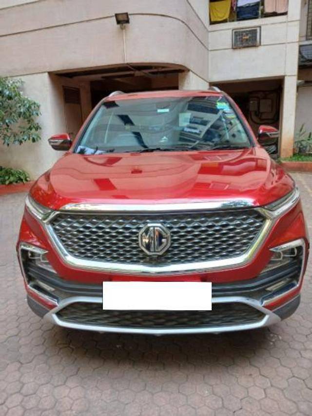 https://images10.gaadi.com/usedcar_image/4424187/original/7cee12882f8aaa38ed2560a3a3a746f1.jpg?imwidth=6400