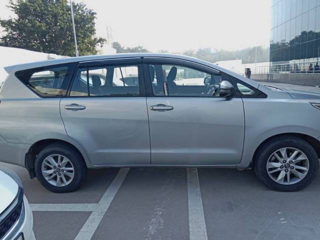https://images10.gaadi.com/usedcar_image/4424193/original/6a3a7bb73cb5285cad2f6041bd767531.jpeg?imwidth=6402