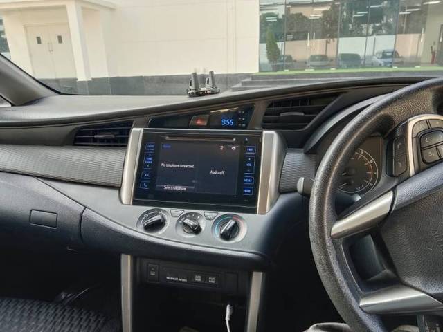https://images10.gaadi.com/usedcar_image/4424193/original/c119c0b04bdc064abfe417388ba99333.jpeg?imwidth=6401