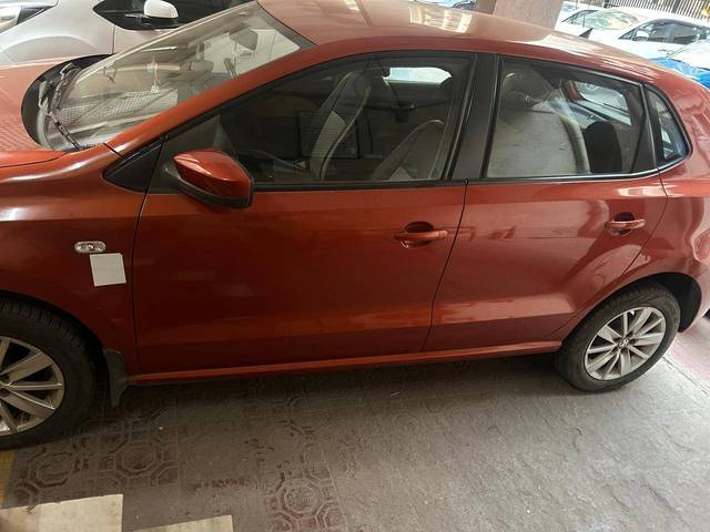 https://images10.gaadi.com/usedcar_image/4424294/original/9540cdf1f8d12817367ad90c1fb06d61.jpg?imwidth=6402